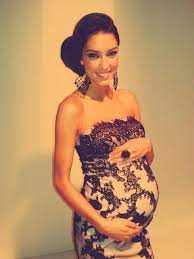 Babybauch nur show oder blitzdiät? Rebecca Mir Moda Para Embarazadas Vestidos Para Embarazadas Moda Embarazada