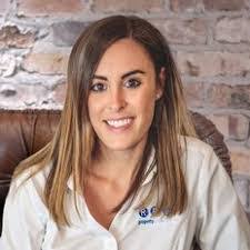 Mandy Britt's Instagram, Twitter & Facebook