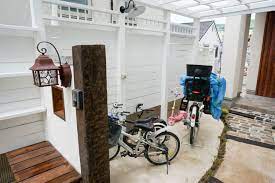 長細く狭い土地 旗竿地 旗地 を庭と駐車場として有効活用 川西市 旗竿地 庭 diy レンガ 自転車 屋根