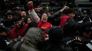 Qué saber del 1 de Mayo mientras trabajadores enfrentan alza de precios por guerra con Irán