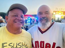 Where did Robin play college football?