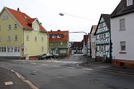 Montag bis freitag 9.00 uhr bis 12.30 uhr montag nachmittag 15.00 uhr Datei Marburg Ockershausen Dallesplatz Von Nw Jpg Wikipedia