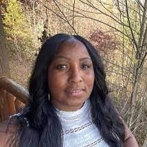 Tammy Ruhl's Instagram, Twitter & Facebook