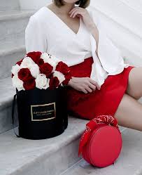 Styling August In Red And White Everest Says Singapore Fashion Travel Blog Red And White Outfits Red And White Flowers Singapore