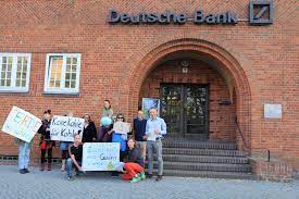 Bargeld abheben oder einzahlen, kontoauszüge drucken, depotübersicht anzeigen / drucken, überweisungsaufträge, daueraufträge einrichten / ändern / löschen, geldkarte aufladen / entladen. Keine Kohle Fur Die Kohle Transition Town Stralsund