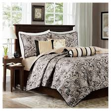 Some gold quilts can be shipped to you at home, while others can be picked up in. Black Gold Wellington Jacquard Quilt Set King California King 6pc Target