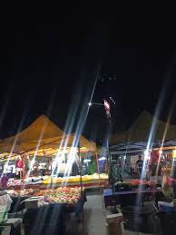 Can anyone imagine having the pasar malam, ramadan bazaar and food trucks in the same vicinity? Pasar Malam Taman Melawati Berpindah Warga Taman Melawati Facebook