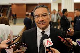 You may find the address of dato' seri hishammuddin bin tun hussein 's office or service center here. Hishammuddin Willing To Be Investigated Over Service Of Three Atm Officers