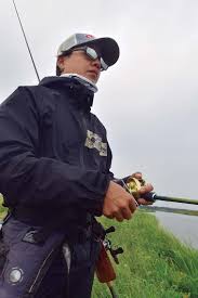 巻く？ 撃つ？ 伊藤巧さんのスタンダードな秋の王道シーズナル│ルアマガプラス