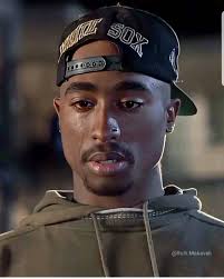 Don't get confused. I'm a huge Tupac fan BUT fact is✋✋ 😥 makaveli tha Don  Tupac died poor and wasn't rich