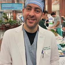 Drs. Stefan Grant, Mark Sides, Ramsy Abdelghani, and Kristen Limbach,  Tulane Doctors physicians, partnered with @tulanemed students and the  Louisiana Department of Health to raise awareness about lung cancer  screening at @ejhospital.