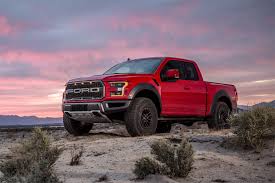 По ттх клиренс не так уж велик — 206 мм, но не надо. Ford F 150 Raptor