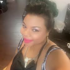 Lakesha Pearson's Instagram, Twitter & Facebook