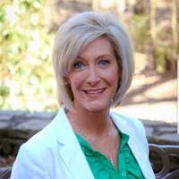 Tracy Nowak's Instagram, Twitter & Facebook