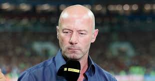 Which premier league records were broken in 2020/21? Alan Shearer Names Premier League Team Of The Season With Five Liverpool Stars Fr24 News English