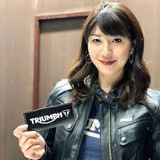 オートバイ女子部 autoby重車女子團 公式さんはinstagramを利用しています 大阪モーターサイクルショーのトライアンフブースで さおりん発見 saoriozeki 大関さおり さおりん オートバイ女子部 autoby重車女子團 autoby women asian woman fashion