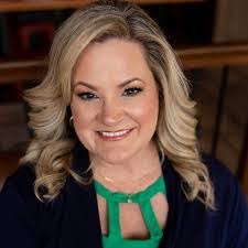 Eileen Rader's Instagram, Twitter & Facebook