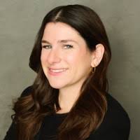 Sarah Canter's Instagram, Twitter & Facebook