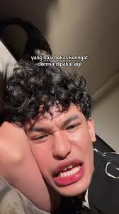 Fenomena Bule dan Bau Badan: Apa Kata Mereka?