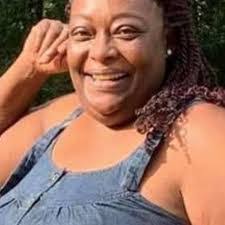 Nida Anderson's Instagram, Twitter & Facebook