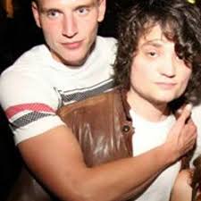 Stream Robbie Dolan music