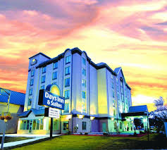 Contact your days inn location of choice to verify its individual age requirement. Days Inn Suites Niagara Falls Centre St By The Falls Niagara Hotels