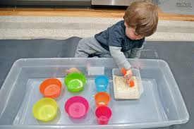 Kitchen sensory bin activities for infants. How To Introduce Sensory Play Days With Grey