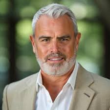 Robert Tyson Real Estate Group at Compass