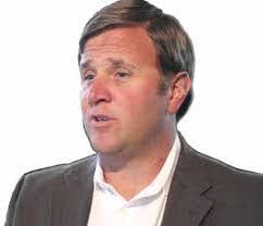 Patricia Muchmore's Instagram, Twitter & Facebook