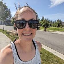 Victoria Reardon's Instagram, Twitter & Facebook