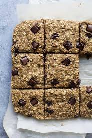 Banana Bread Chocolate Chip Oatmeal Bars Recipe In 2020 Oatmeal Bars Recipes Chocolate Chip Banana Bread Chocolate Banana Bread