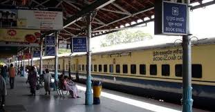 Early Bird Will Rake In In Private Trains Says Talgo Plans India Manufacturing In 2020 Railway Station Train Indian Railways