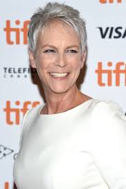 Tips for Transitioning to Gray Hair: The Best Way to Go Gray