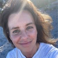 Kristine Barnhart's Instagram, Twitter & Facebook