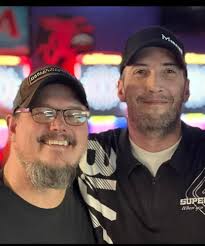 LARRY HENNING VZ STEW HART WHO WIN DIS 1