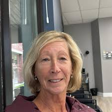 Does Air Canada bus stop at other resorts?