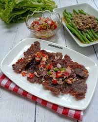 Jun 07, 2021 · rahasia kelezatannya terletak pada daging sapi bagian has dalam yang super empuk. Dijamin Enak Ini Dia 9 Resep Dendeng Dan Olahannya Untuk Moms Orami