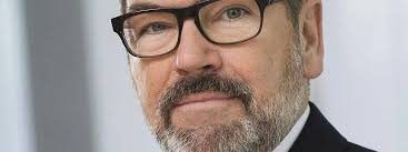 Michael Rüdiger wird neuer Blackrock-Chefaufseher