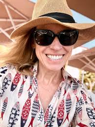 Let's welcome our new members: Tell us a little about yourselves and your  interest in France. If you live in France, may be you would consider  writing about your life here. They