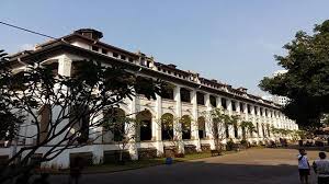 Semula gedung ini untuk kantor pusat perusahaan kereta api (trem) penjajah belanda atau nederlandsch indishe spoorweg naatschappij. Kisah Noni Belanda Penghuni Lawang Sewu Semarang Yang Bikin Merinding Regional Liputan6 Com