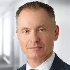 Ryan Bienvenu's Instagram, Twitter & Facebook