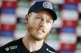 Simon Kjær og 22 andre sportsstjerner sagsøger bookmaker