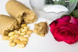 Rosenmarzipan Einfach Selber Machen So Geht S Rezepte Lebensmittel Essen Marzipan