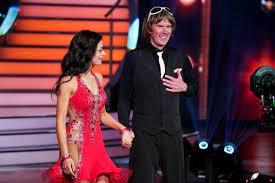 Let's dance 2021 läuft seit ende februar im tv. Let S Dance Am 26 2 2021 Fakten Tanzpaare Punkte Tanze Songs Wer Ist Ausgeschieden