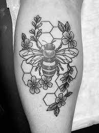 One of the studio's tattoo artists, vinny, has been in the tattoo industry for the last 13 years. Pin By Isabelle Saenz On Tattoos Apprentice Tattoos Body Art Tattoos Calf Tattoo