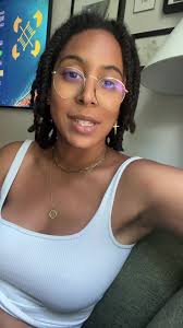 Rachel Herron (@rachey24)