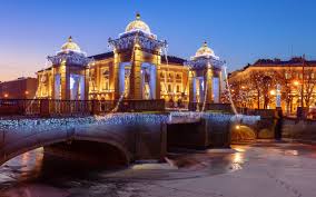 التسوق في سانت بطرسبرغ المسافرون التسوق في سانت بطرسبرغ المسافرون