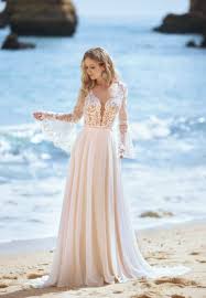 Preise vergleichen und bequem online kaufen! Boho Chic Das Bohemian Brautkleid Tres Chic Bridalwear