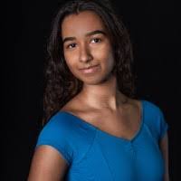 Sara Meeks's Instagram, Twitter & Facebook