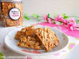 Check out our florentine tray selection for the very best in unique or custom, handmade pieces from our home & living shops. Miki S Food Archives Homemade Crispy Florentines Without Florentines P Almond Meal Cookies Florentines Recipe Recipes